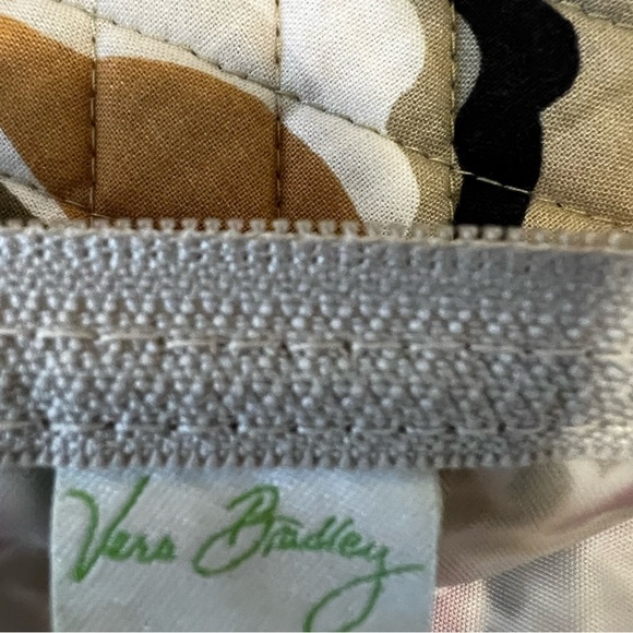 VERA BRADLEY Watercolor 2012 Large Plastic Lined Travel Cosmetic Case Lavender - Picture 9 of 10